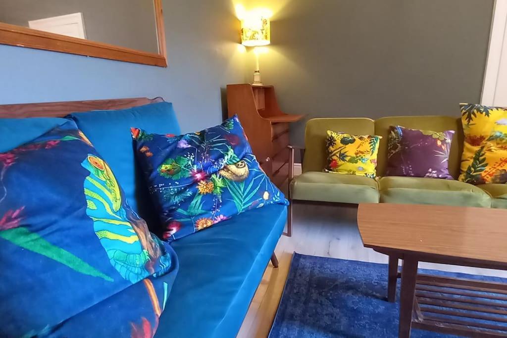 Peaceful Home From Home - Spacious 3 Bedroom House Accommodating 7 - Ideal For Families And Workers Гейтсхед Экстерьер фото